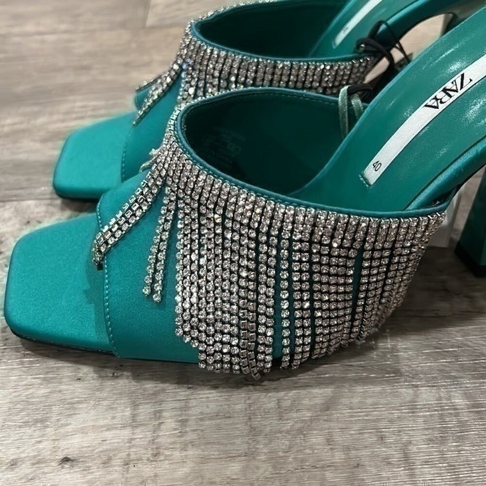 Zara Rhinestone Fringe Mule Heels Green Statement Sandals NWT - Picture 14 of 16